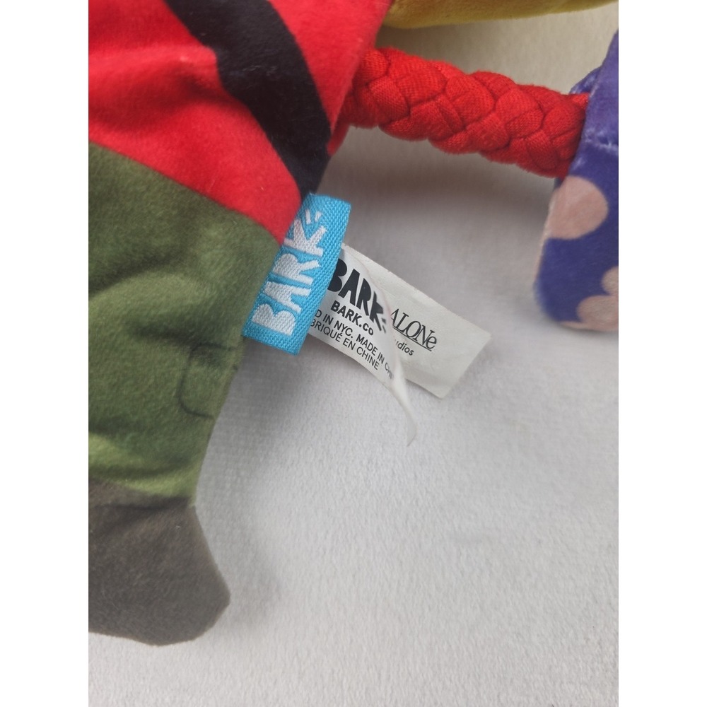 Bark Box Home Alone "KEVIN" Plush Dog Toy SOLD OUT RARE 9.5" Squeeky - Picture 4 of 4